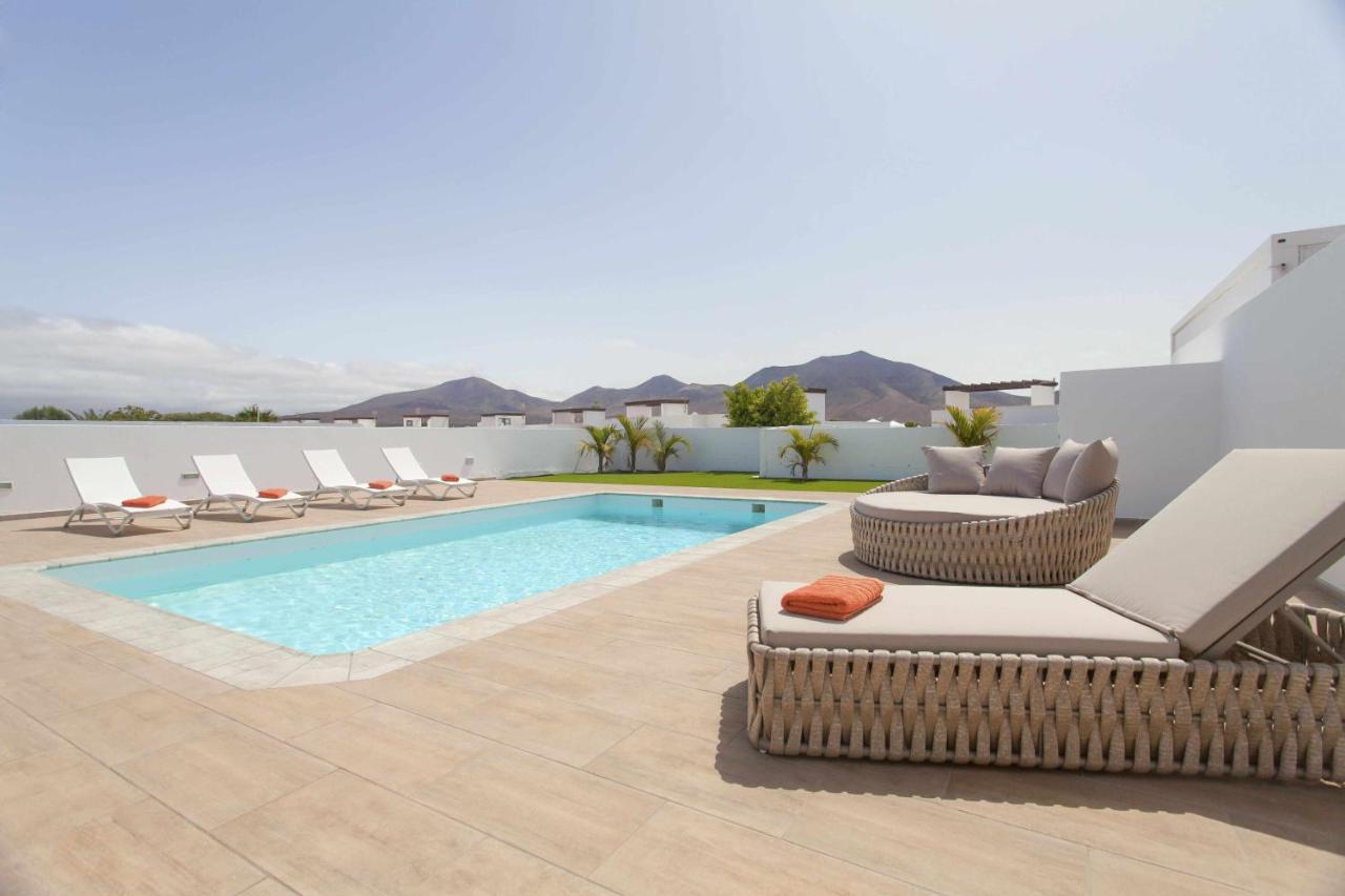 Homu Aura Fantastica Villa Con Piscina Privada Playa Blanca  Exterior photo