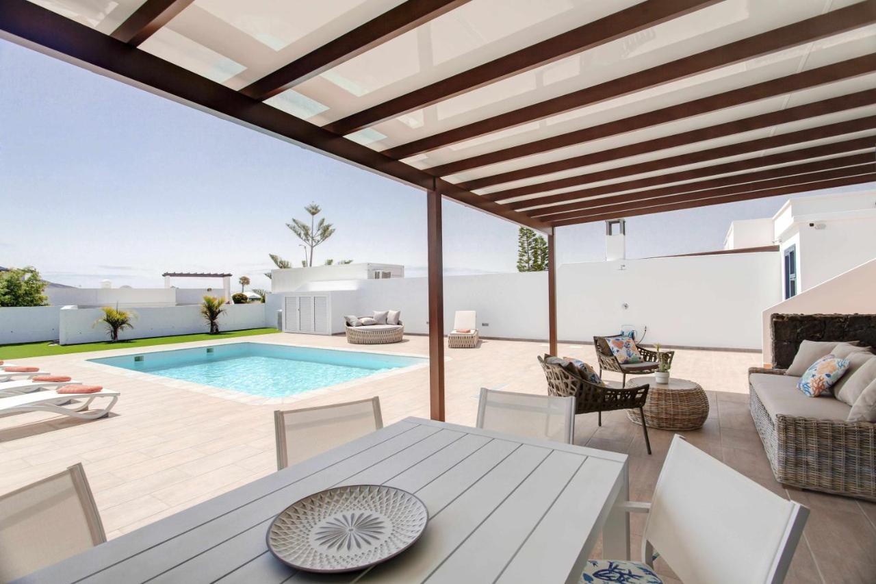 Homu Aura Fantastica Villa Con Piscina Privada Playa Blanca  Exterior photo