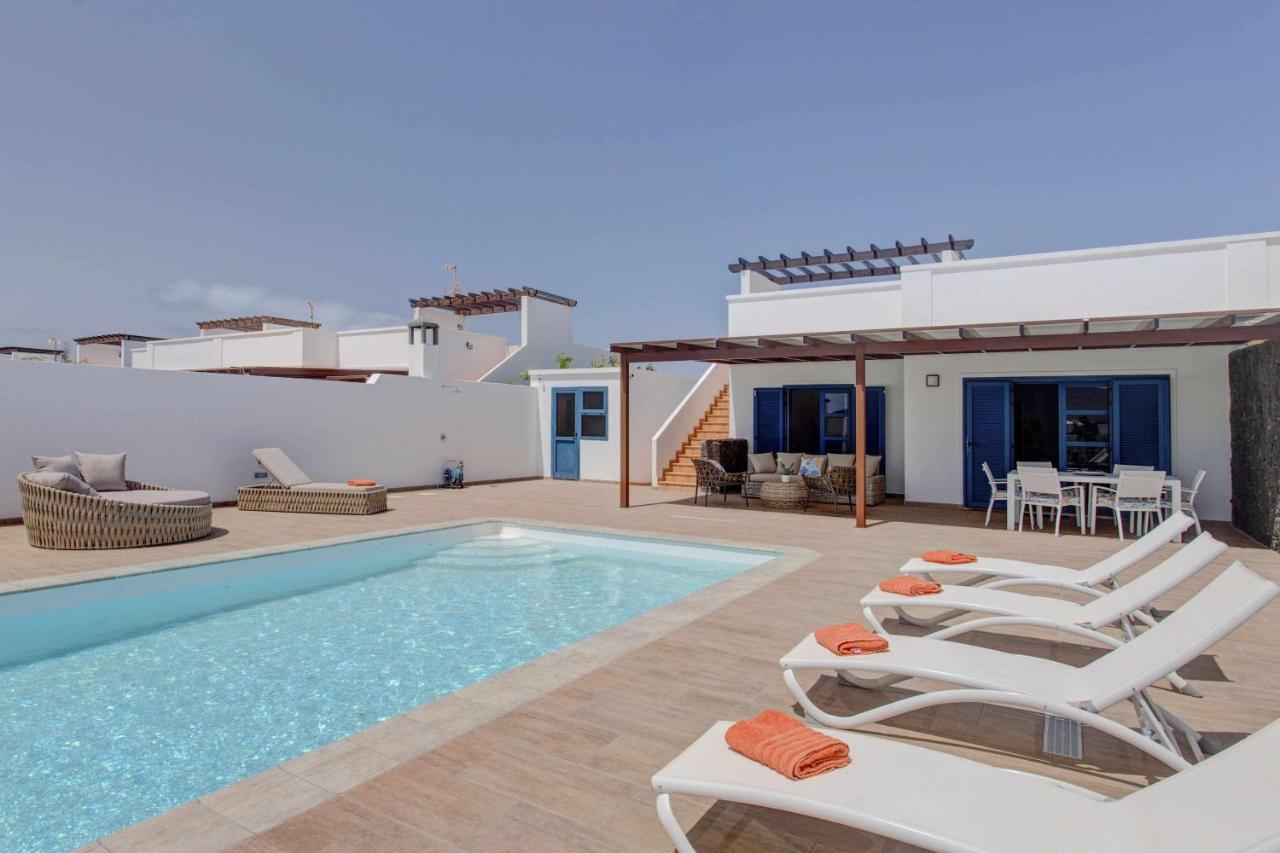 Homu Aura Fantastica Villa Con Piscina Privada Playa Blanca  Exterior photo